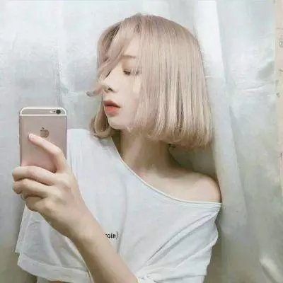 一觉醒来变成妹子